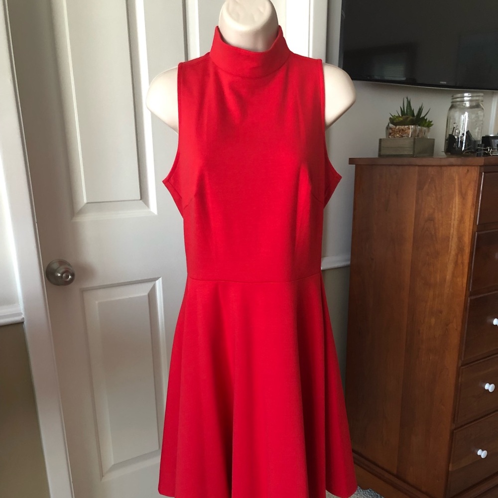 Red Sleeveless Dress
